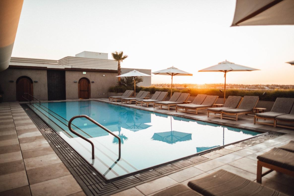 Preparar y mantener tu piscina en casa