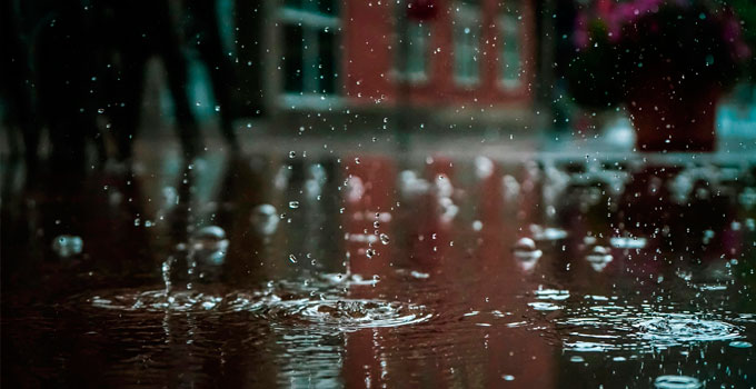 lluvia bombas agua